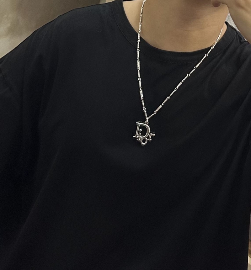 chr1st1an D10r necklaces